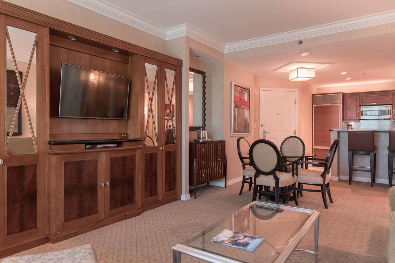 True 1Br Balcony Suite With Strip View At Mgm Signature Лас-Вегас Екстер'єр фото